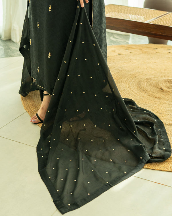 Neelofar - 3 Piece Embroidered Dress